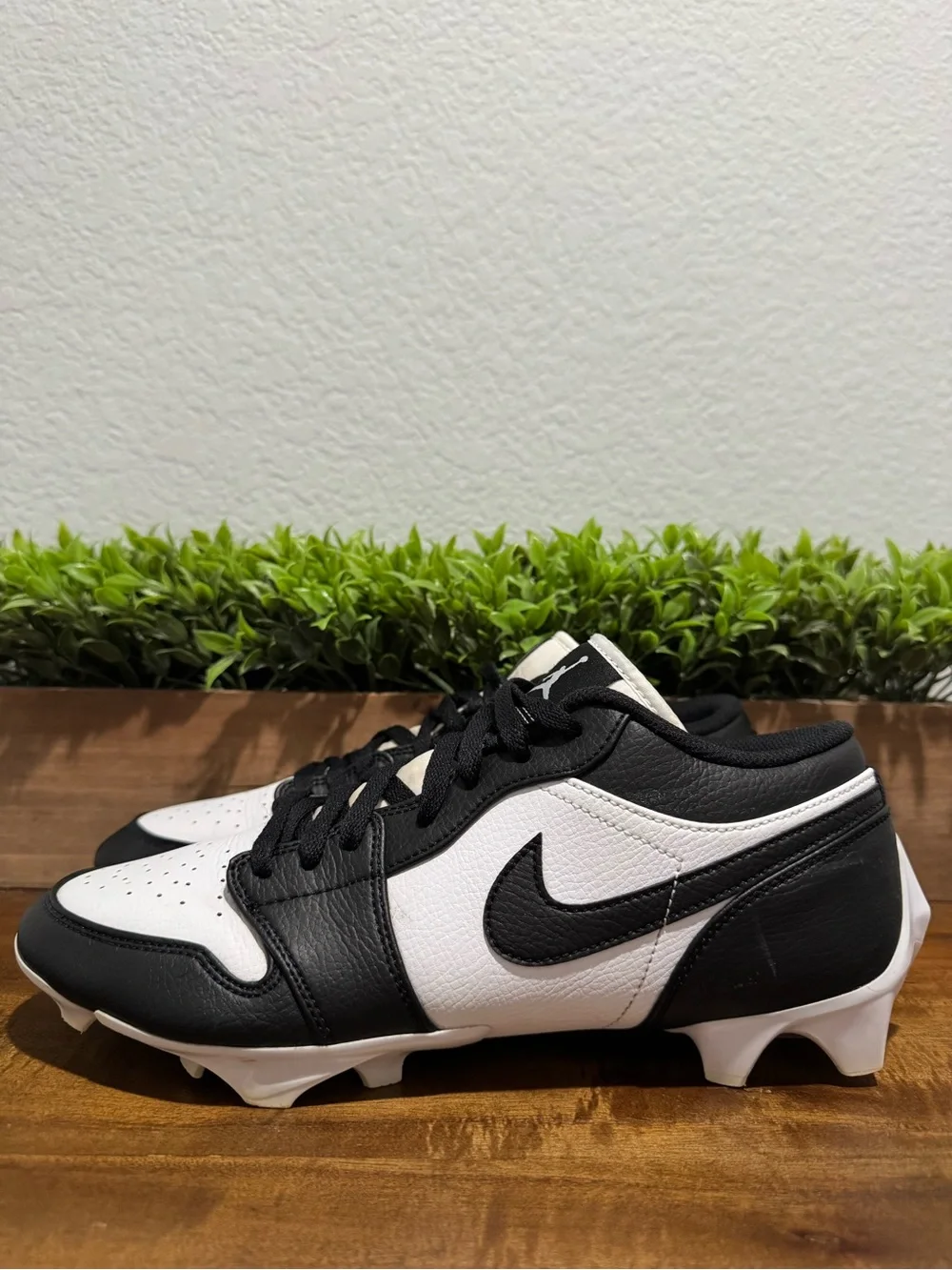 Nike Air Jordan 1 Low TD Panda Black Football Cleats FJ6245-100 Mens Size 10.5